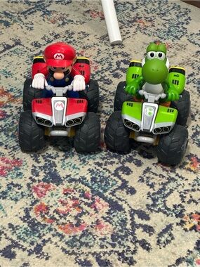 Super Racer Mario & Yoshi ATV Twin Pack - Red and Green